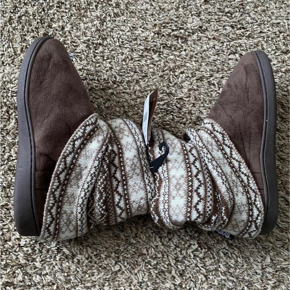 Bootie Slippers/Shoes Nukas - Picture 8 of 8